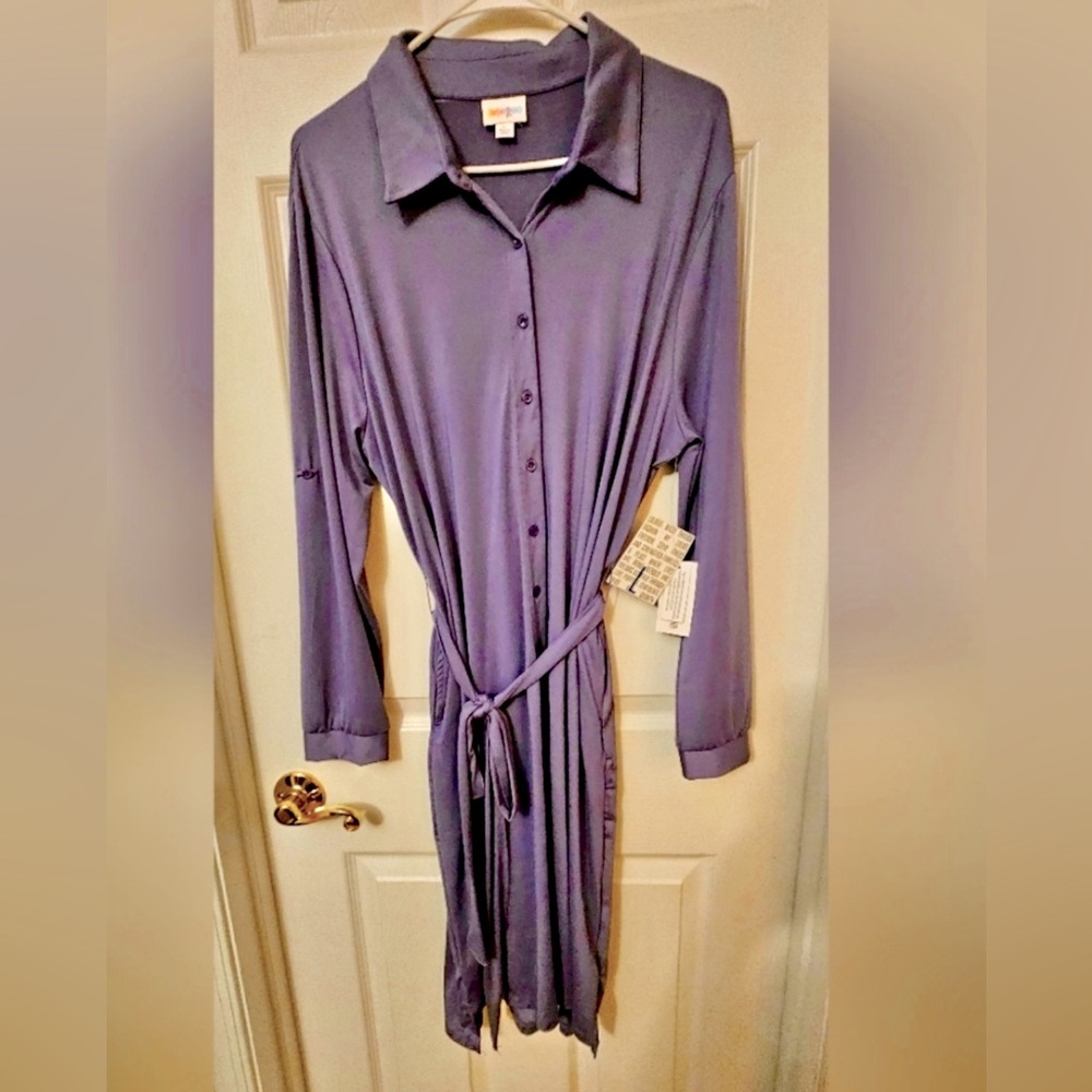 NEW Ellie LulaRoe Belted, Button Front, Midi Dress